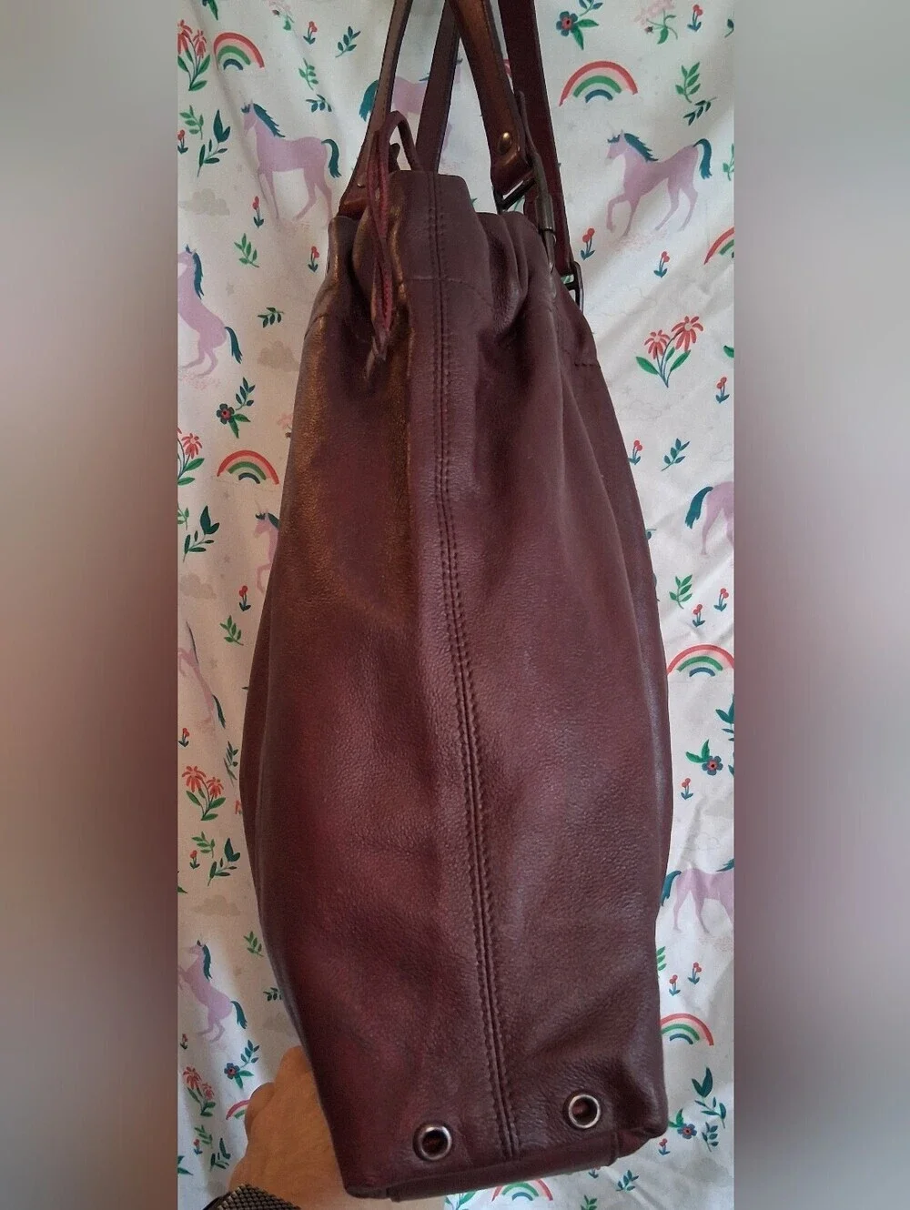 EUC RARE Y2K Burberry Buckleigh Burgundy Calfskin Casual Bucket Tote Purse Bag